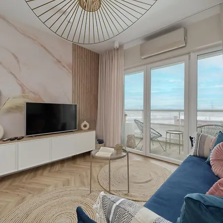 Elegant With Balcony Krakowska By Renters Prestige Appartement Wrocław