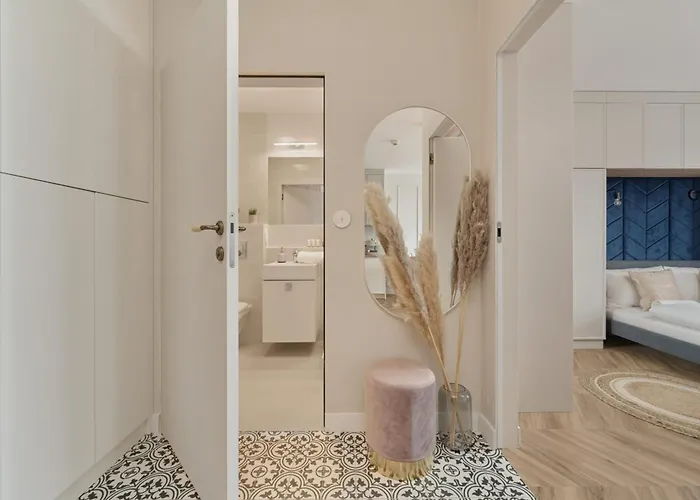 Appartement Elegant With Balcony Krakowska By Renters Prestige