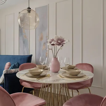 Elegant With Balcony Krakowska By Renters Prestige