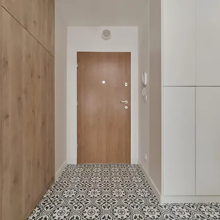 Elegant With Balcony Krakowska By Renters Prestige *