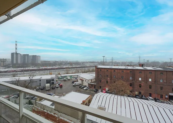 Elegant With Balcony Krakowska By Renters Prestige Apartamento *